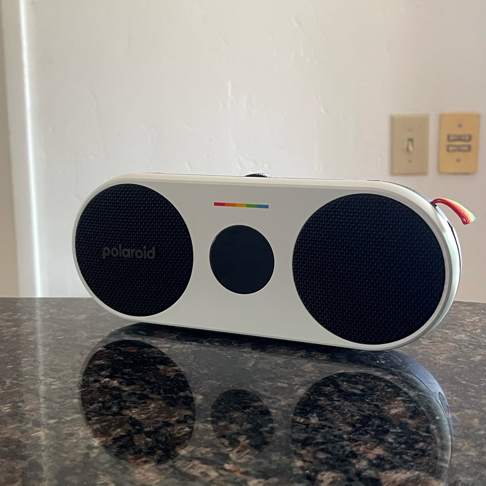 Polaroid P2 White Portable Bluetooth Speaker